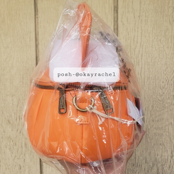NWT Mickey Pumpkin Bag - Picture 3 of 12